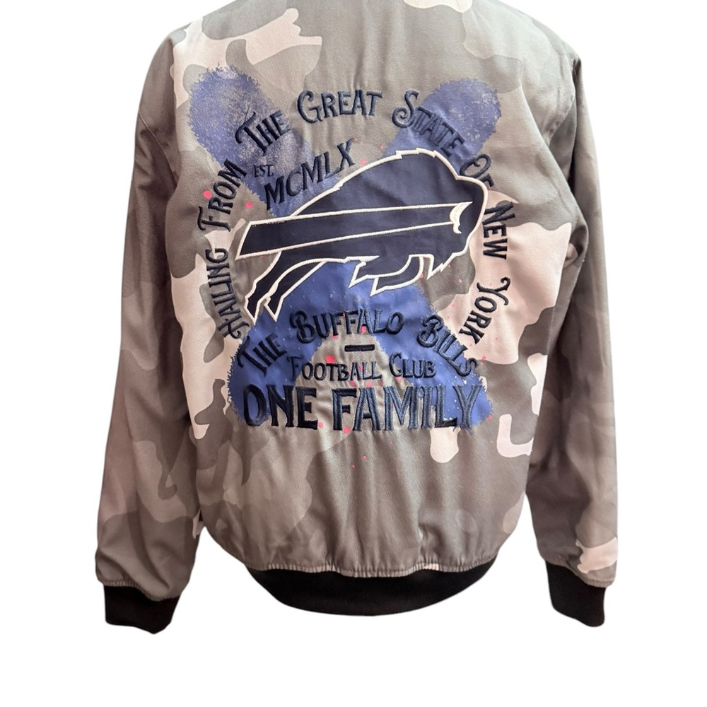 The Wild collective Buffalo Bills one family NFL camo bomber jacket full zip - Picture 10 of 15